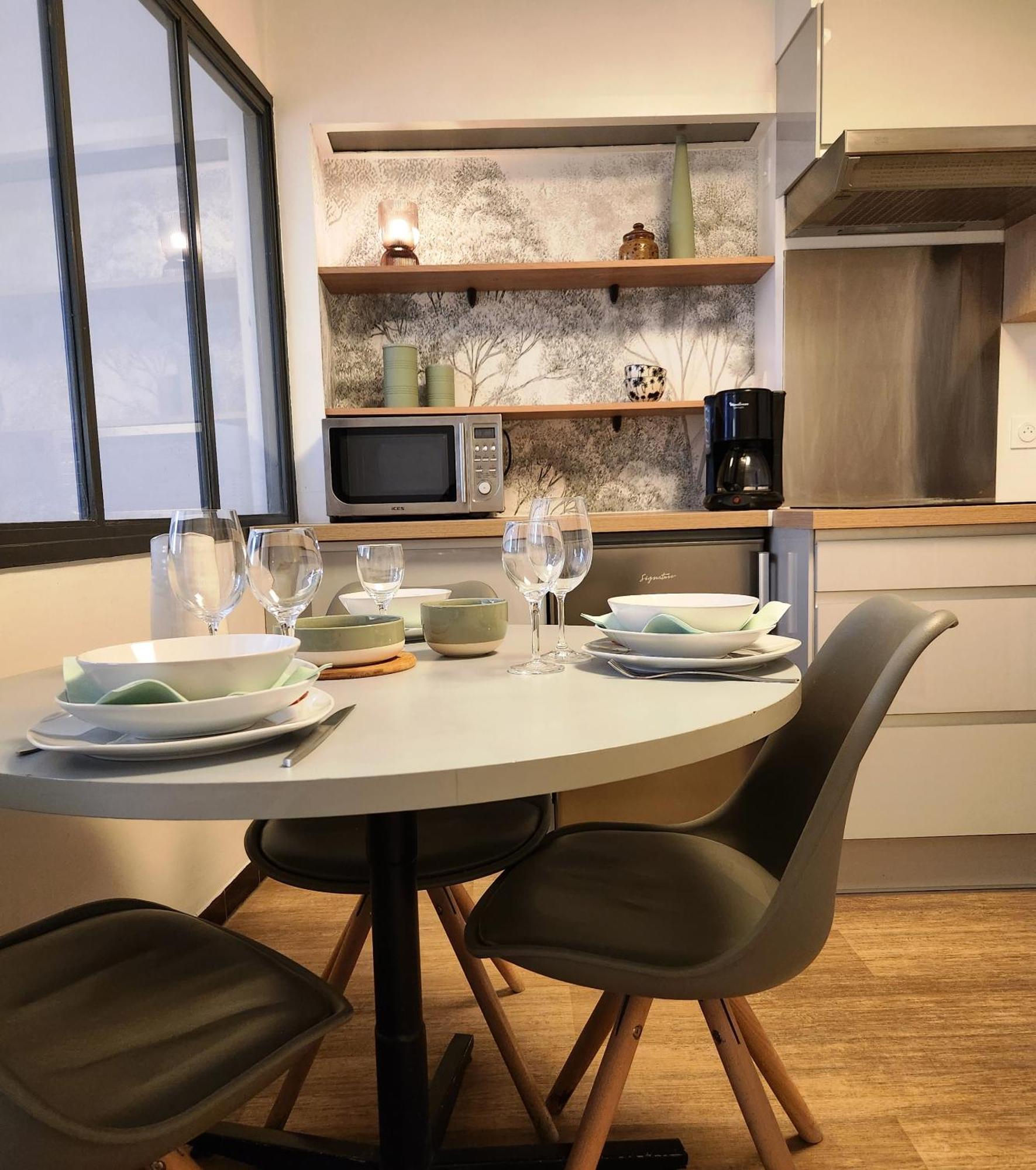 Appartements Epicurieux Hyper Centre Ville, Calme - Sejouraixlesbains Экс-ле-Бен Номер фото